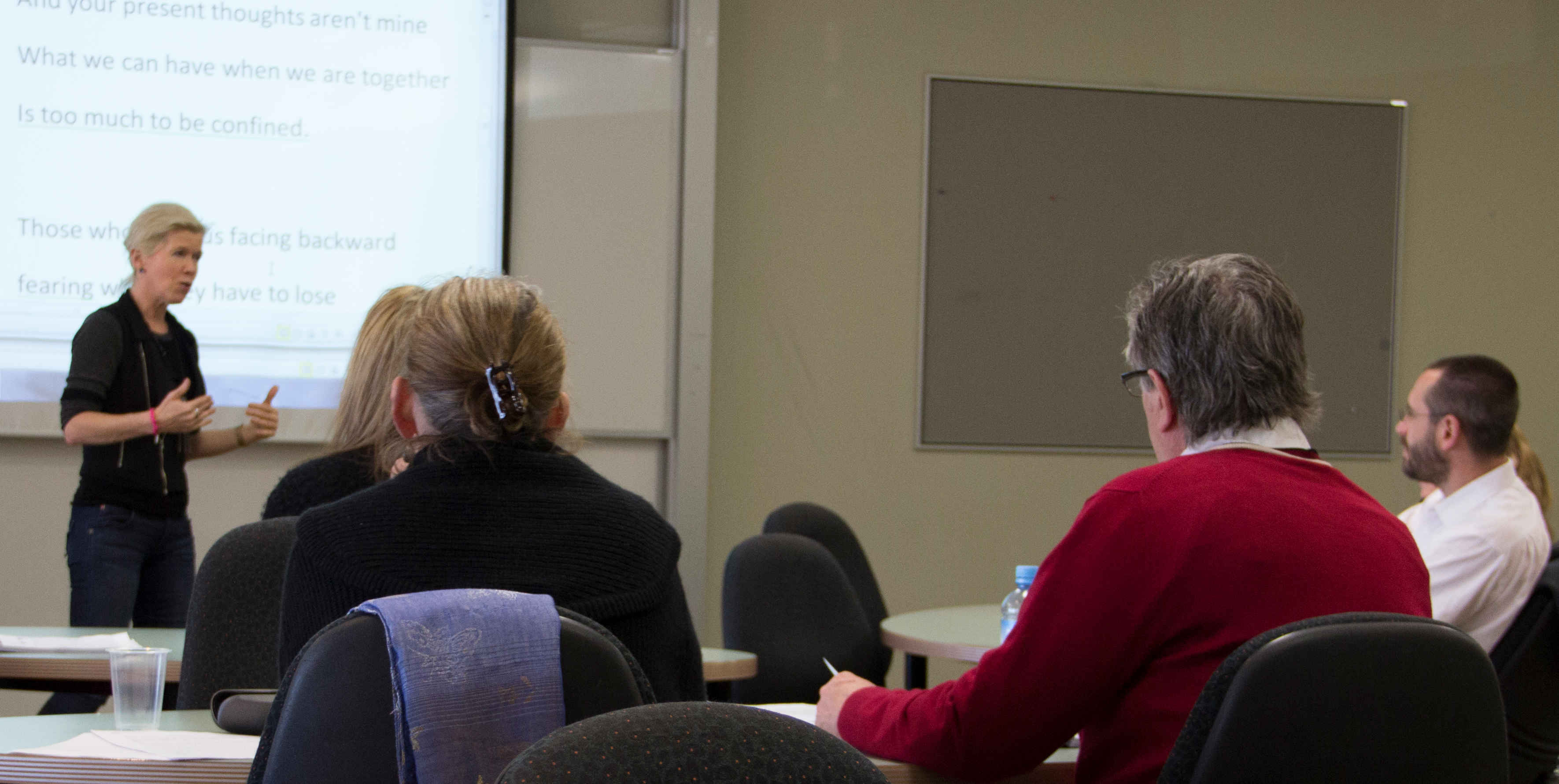 An ACSPRI instructor teaching a class
